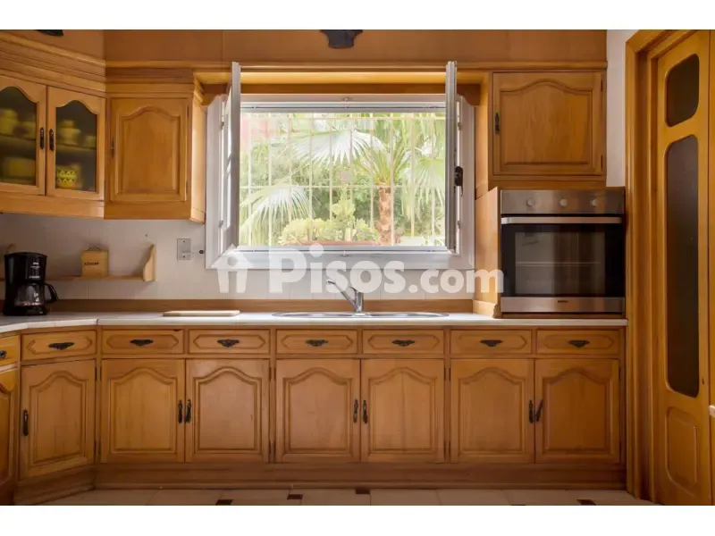 Cuisine - Luxury Chalet with Pools in Aguadulce