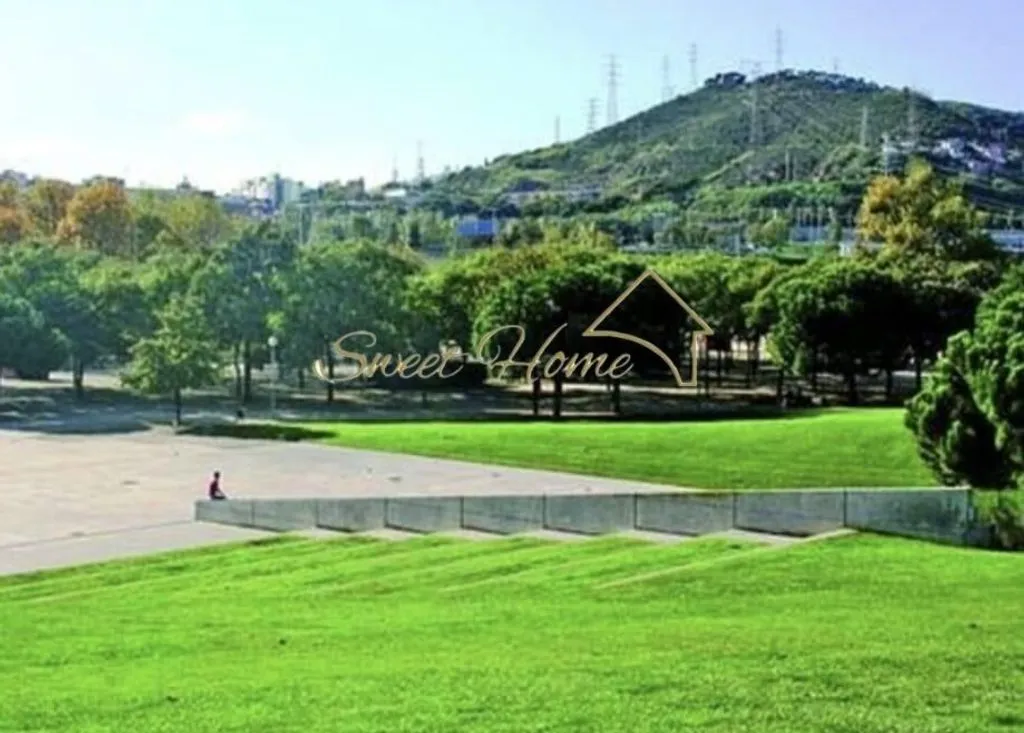 Development Land with Metro Access in Santa Coloma de Gramenet