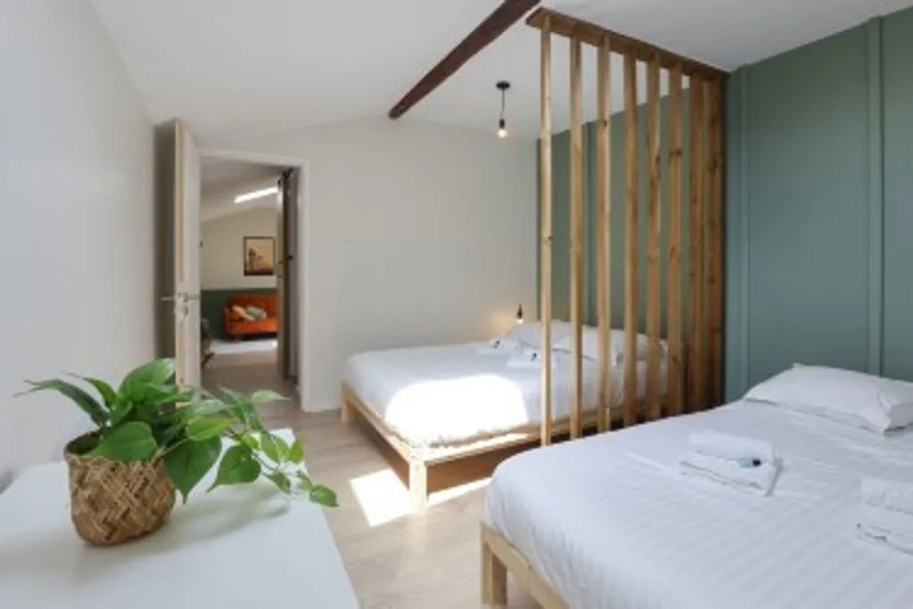Magamistoad - Character House with 8 Apartments in Épinal