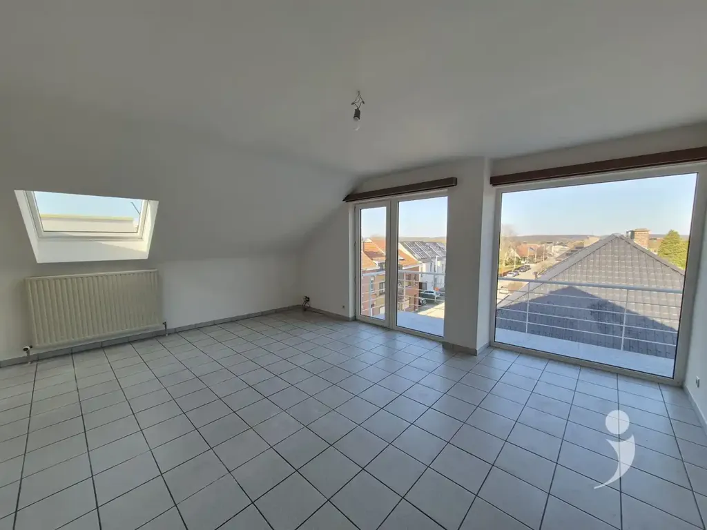 Pièces - Appartement Rénové avec Terrasse à Leuven