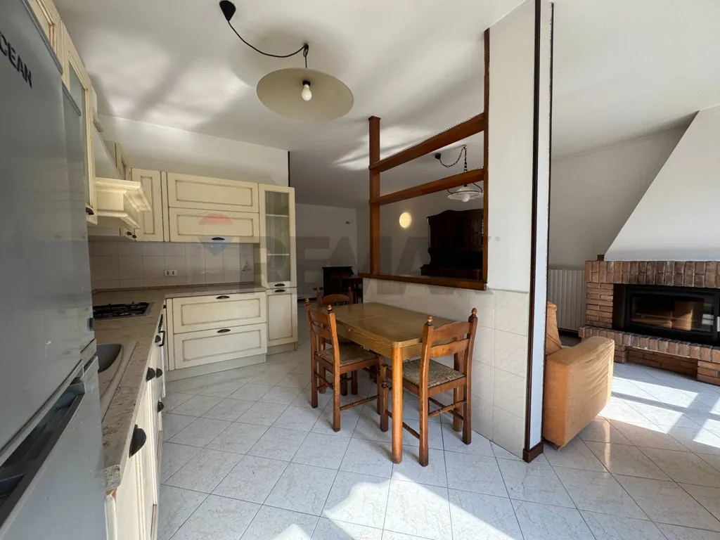 Dining Room - Independent House with Private Courtyard in Gavardo