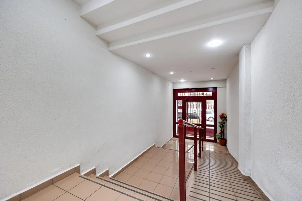 Entrée - Studio with East-Facing Terrace in Torrevieja