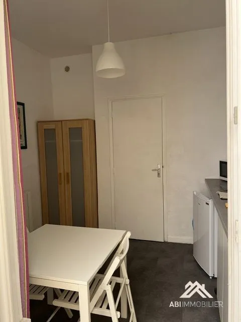 Söögituba - Studio with Courtyard View in Béziers