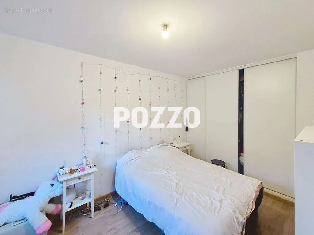 Chambres - Appartement avec Jardin Privatif à Fleury-sur-Orne