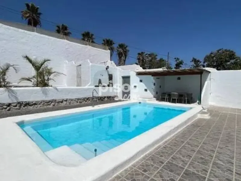 Piscina - Rustic Farmhouse with Pool near Maspalomas