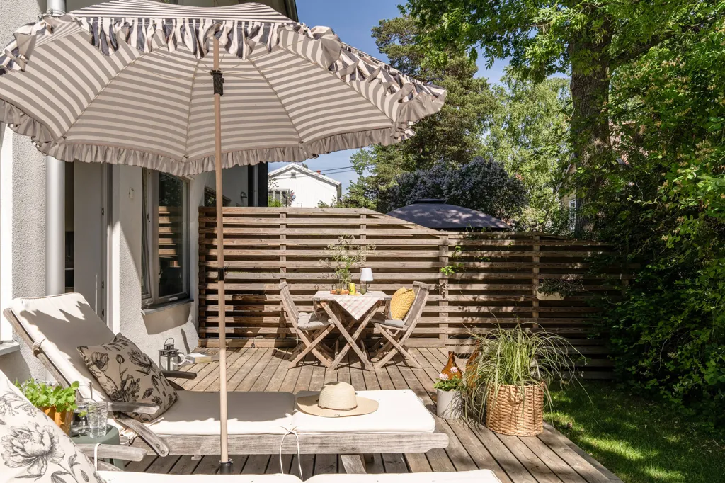 Terrasse - Townhouse with Garden in Mälarhöjden