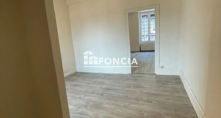 Pièces - Appartement avec Balcon dans le Centre Historique de Clermont-Ferrand