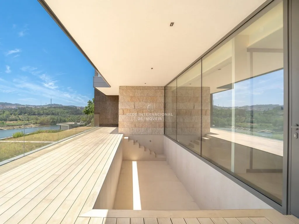Terrass - Luxury Apartment with River Views in Porto