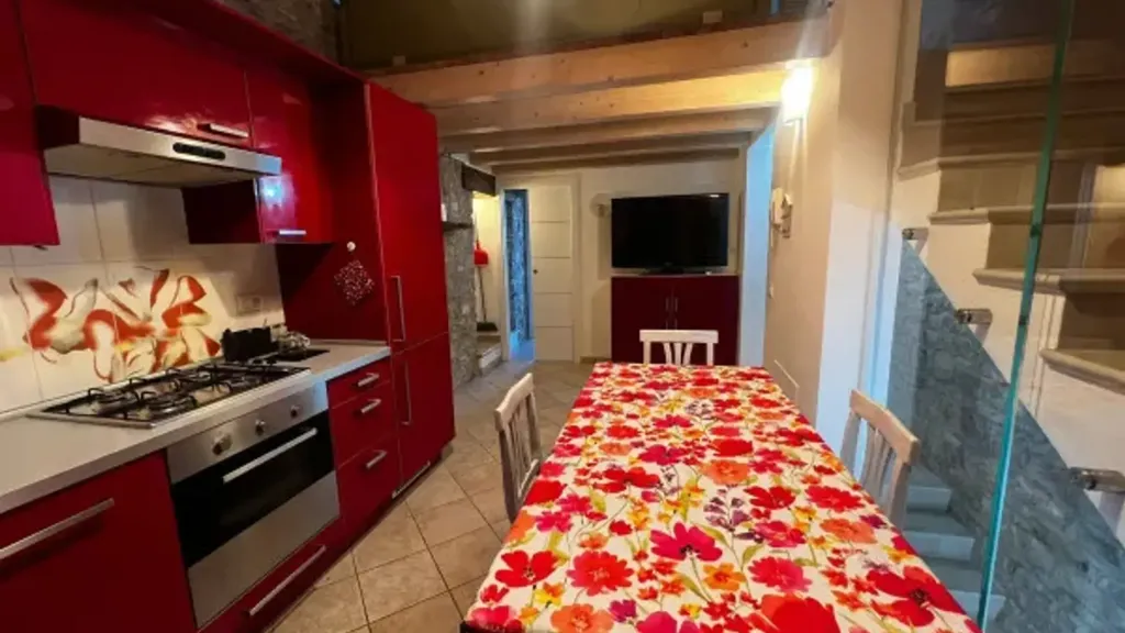 Köök - Trilocale with Garden in Pavullo Nel Frignano