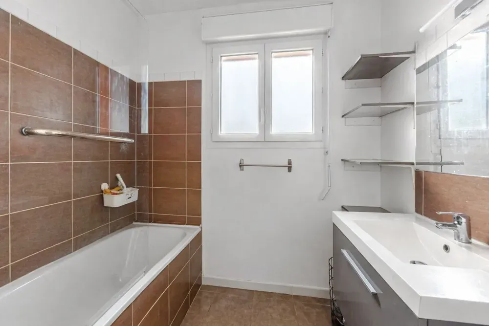 Vannitoad - Villa with Private Garden in Castelginest