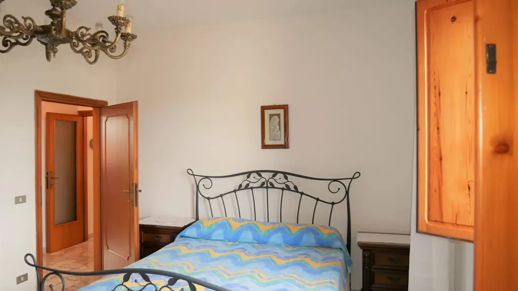 Chambres - Bifamiliar Villa with Garden in Rosignano Solvay