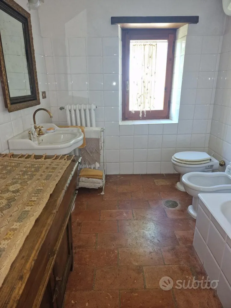 Vannitoad - Rustic Stone Casale with Panoramic View in Umbria