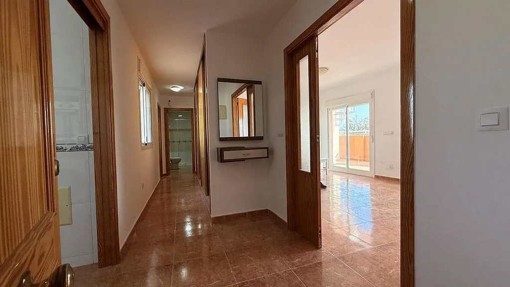 hallway_entrance