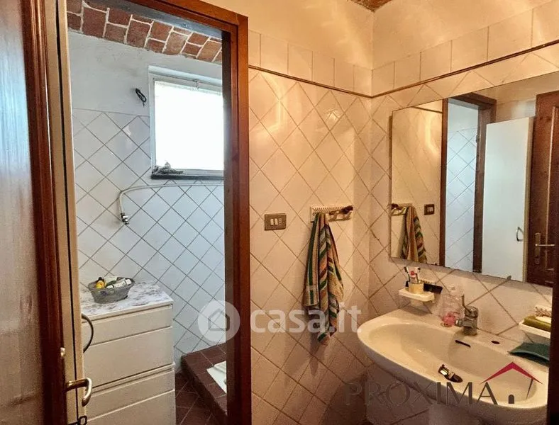 Bagni - Rustic Semidetached House with Alpine View in Villanova d'Asti