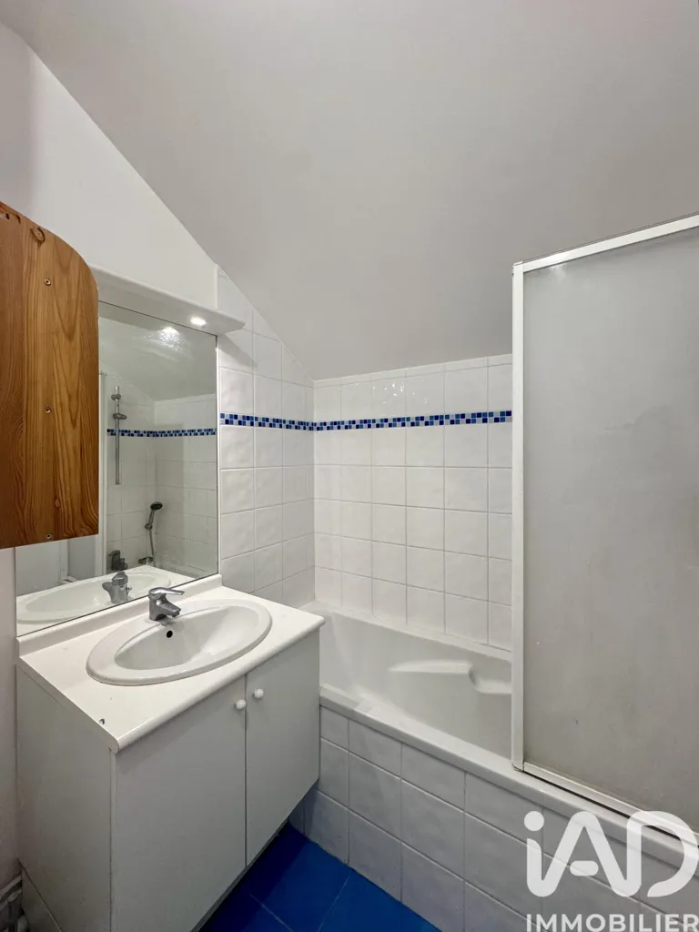Salles de bain - Appartement Duplex avec Balcon au Centre-Ville