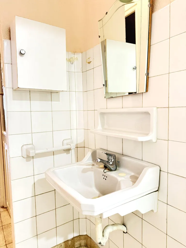 Vannitoad - Historic House with Potential in Puente Genil