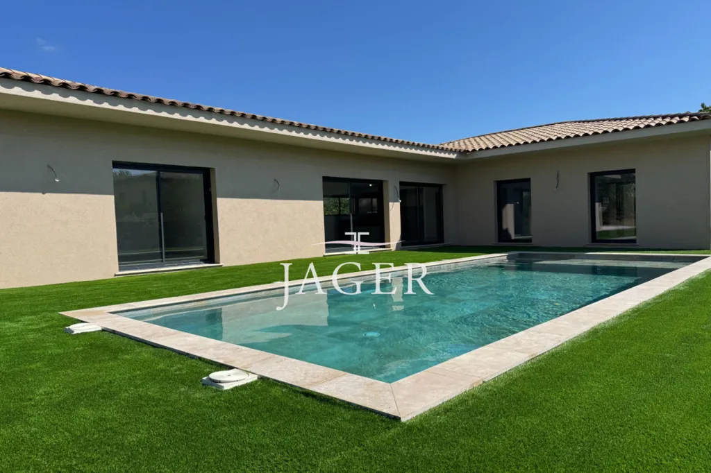 Bassein - New Villa with Pool near Grimaud Village