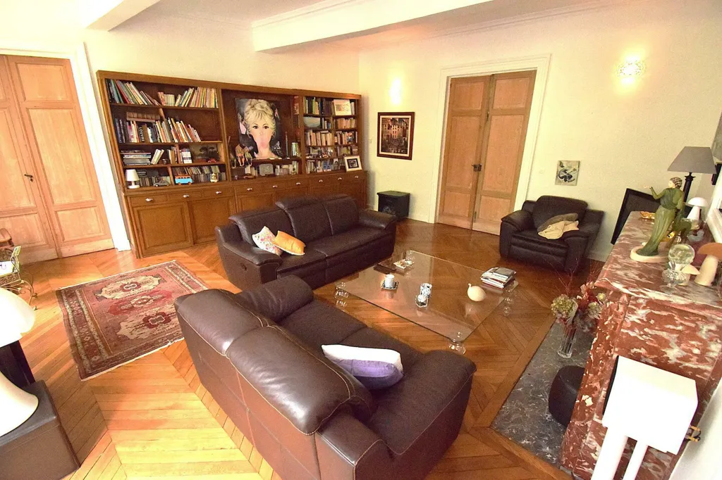 Elutuba - Duplex with Balcony in Gaillac Centre