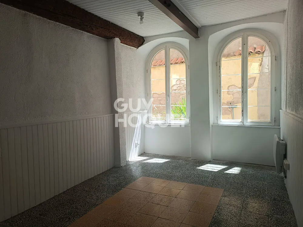 Stanze - City Centre Apartment with Balcony in Narbonne