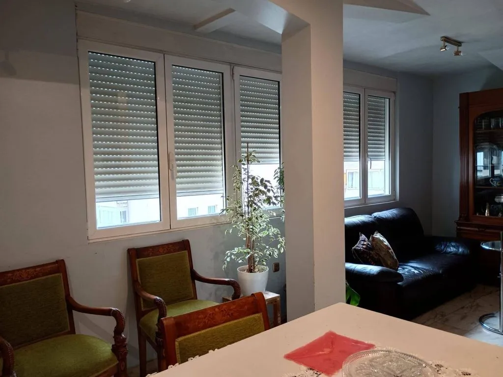 Dining Room - Luxury Flat with Balcony in Valencia