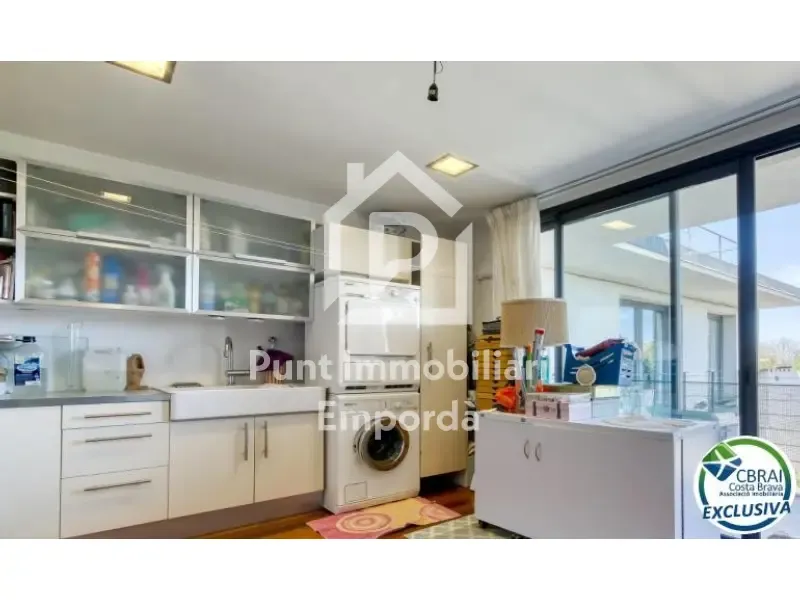 Cuisine - Spacious Villa with South Orientation in Llançà