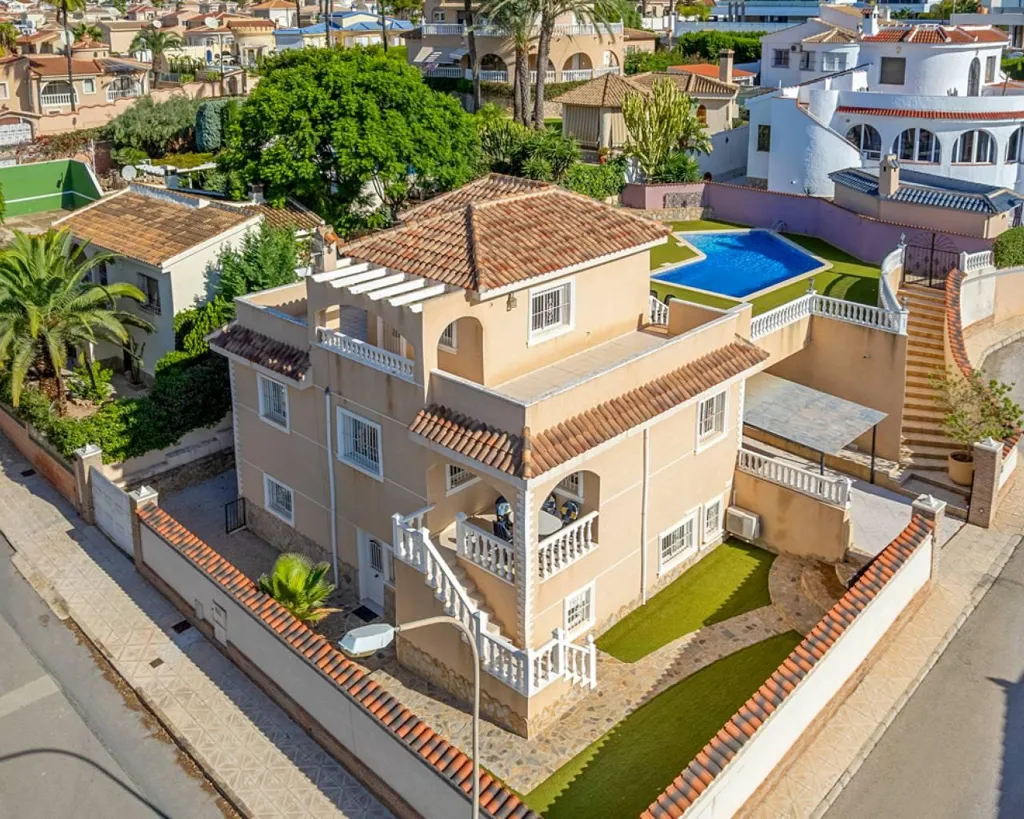 Õhuvaade - Seven-Bedroom Villa with Pool in Ciudad Quesada