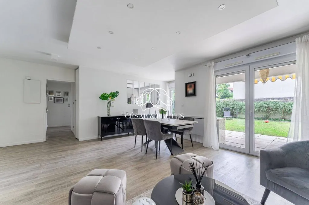 Elutuba - Luxury Apartment with Private Garden in Villeurbanne