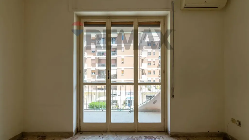 Pièces - Apartment with Balcony in Siracusa Centre