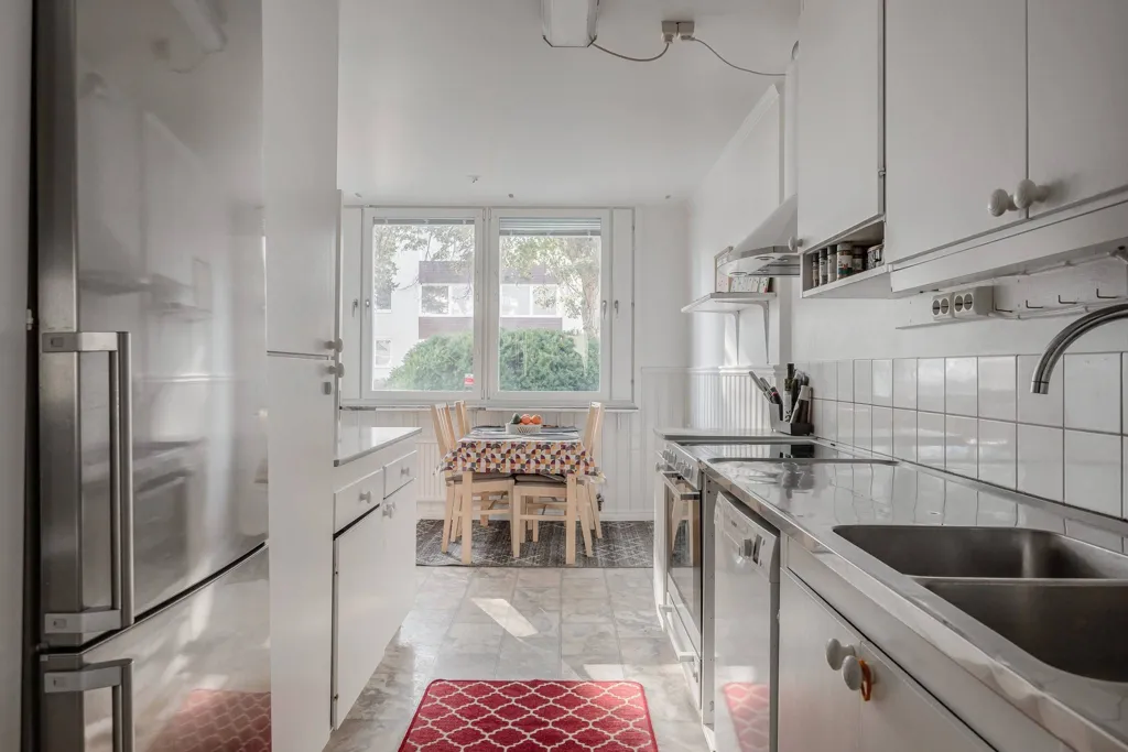 Kitchen - Apartment with Balcony in Stockholm