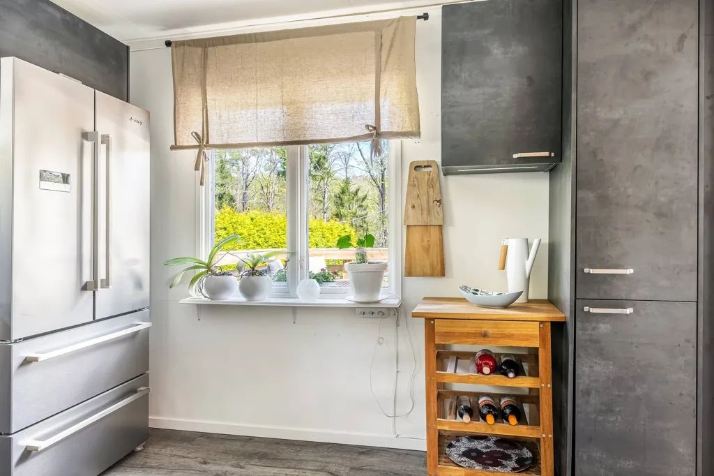 Köök - Charming Cottage with Garden in Norrköping