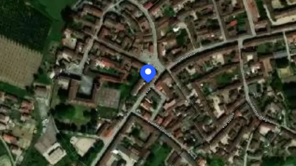 Estate Property with Garage in Breme