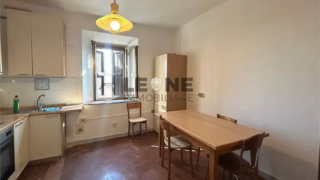 Cuisine - Spacious Apartment near Guiglia Centre