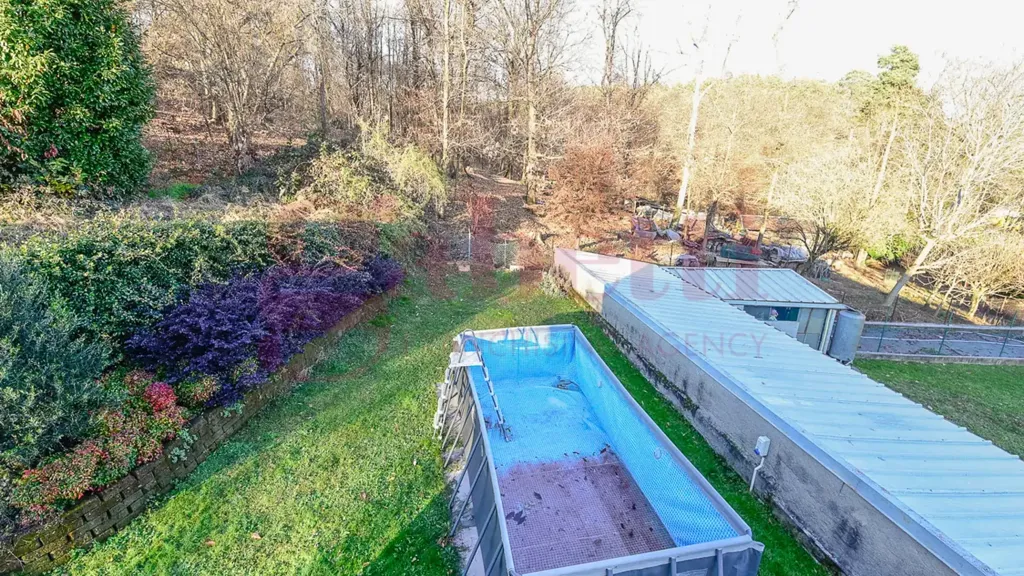 Õhuvaade - Modern Villa with Garden in Cantù