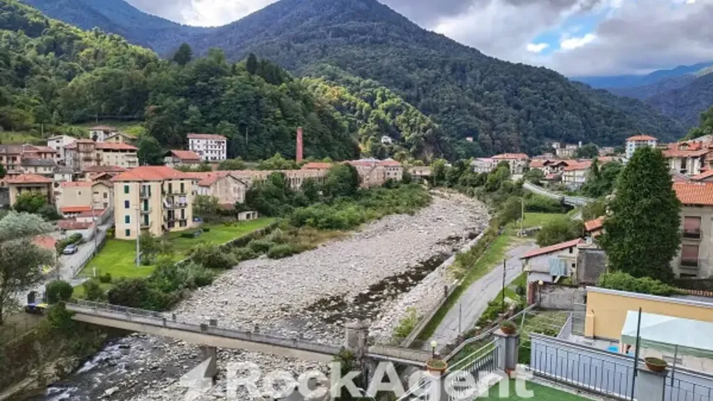 Jardin - Spacious Apartment with Mountain View in Coggiola