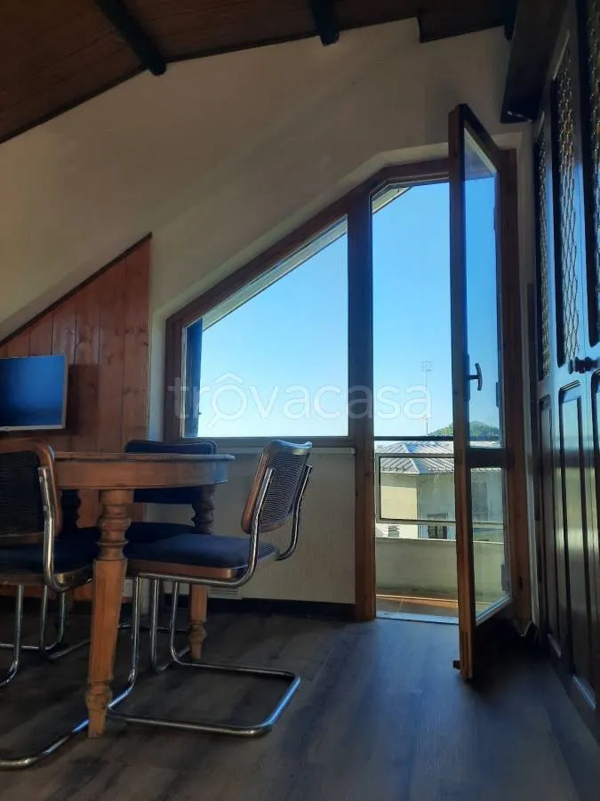 Sala da pranzo - Renovated Mansarda with Mountain View in Roburent
