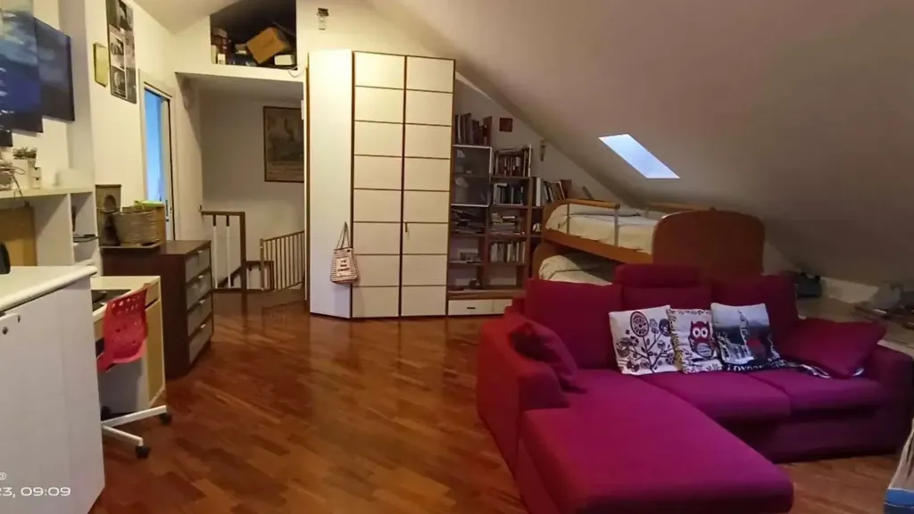 Toad - Trilocale with Balcony in Monza