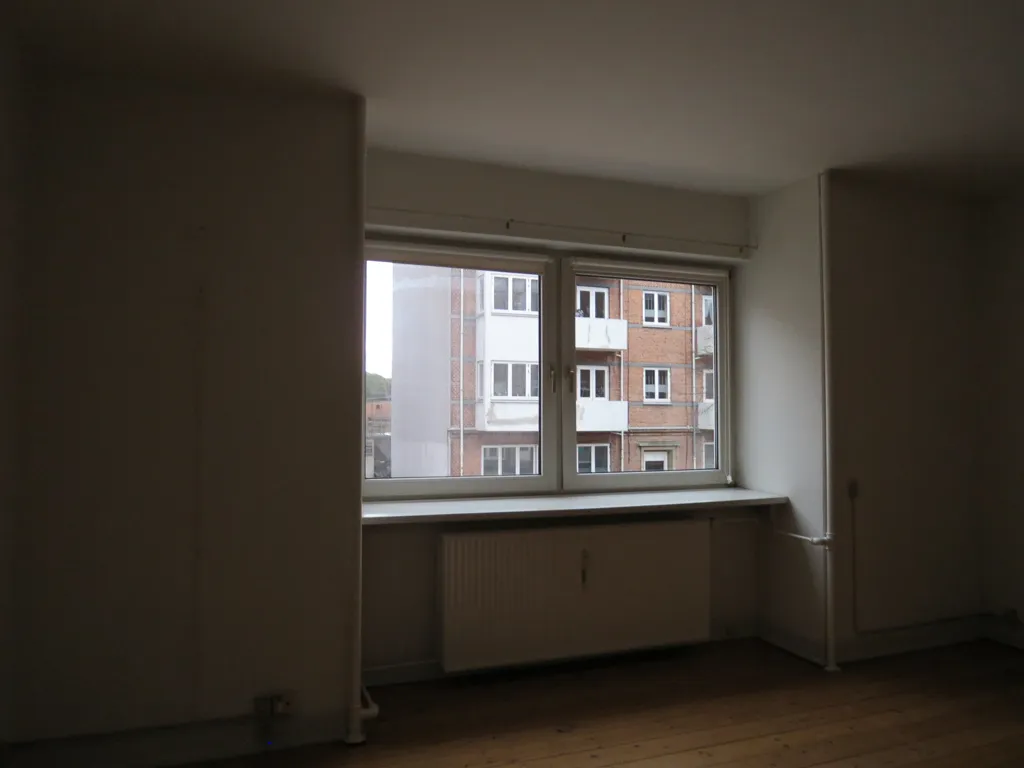 Toad - Two-Bedroom Apartment with Balcony in Odense C
