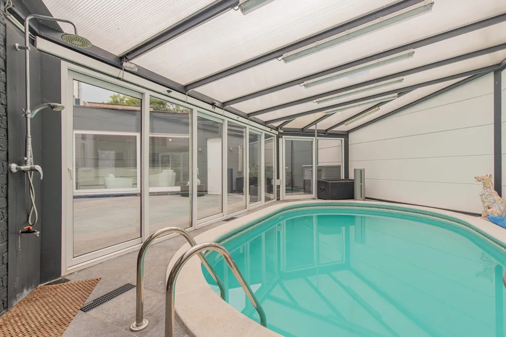 Bassein - Renovated Mansion with Pool in Merchtem Centre