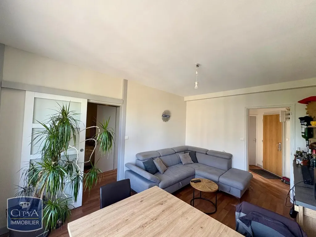 Elutuba - City Centre Flat with Views in Limoges