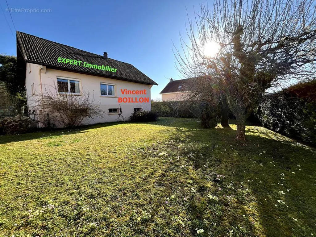 Aed - Charming House with Garden in Seloncourt