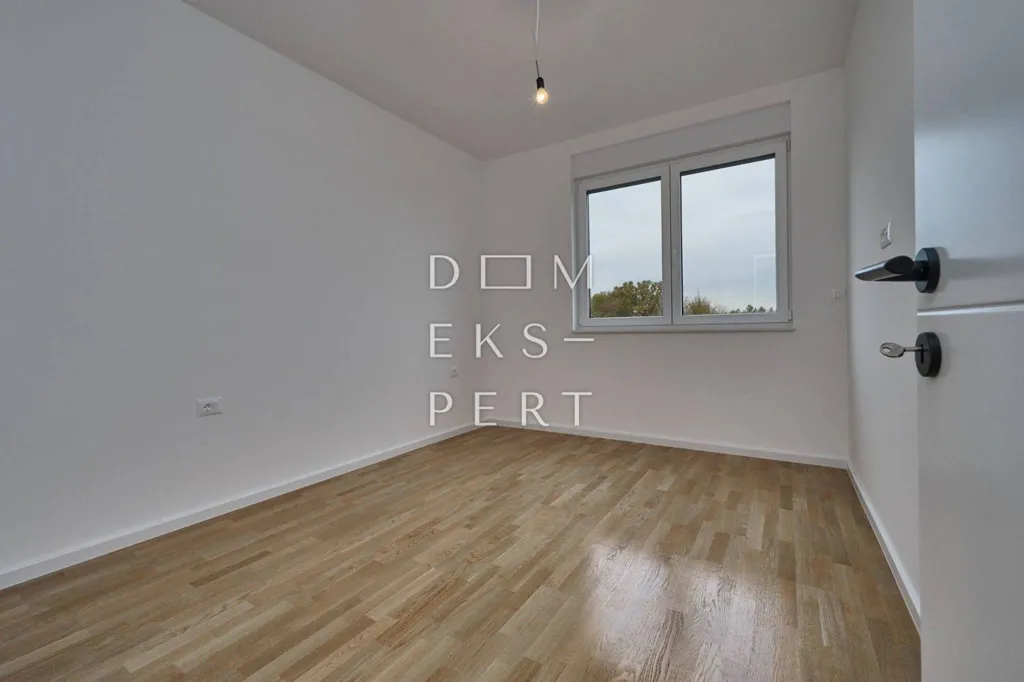 Chambres - Penthouse with Terrace in Sesvete, Zagreb