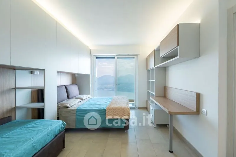 Magamistoad - Modern Villa with Lake View in Pollino
