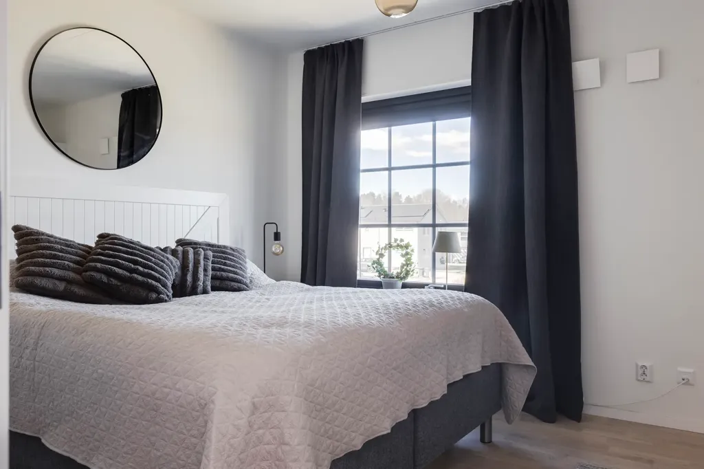 Chambres - Modern Terraced House with West Terrace in Marieberg
