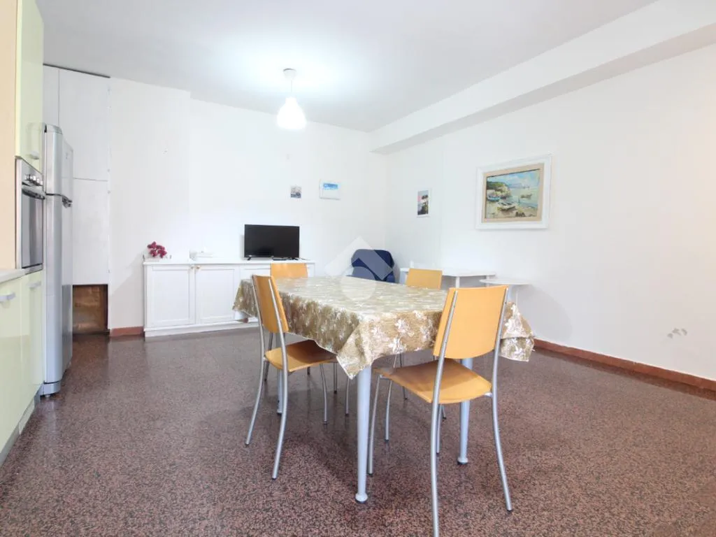 Sala da pranzo - Trilocale with Private Garden in Agropoli