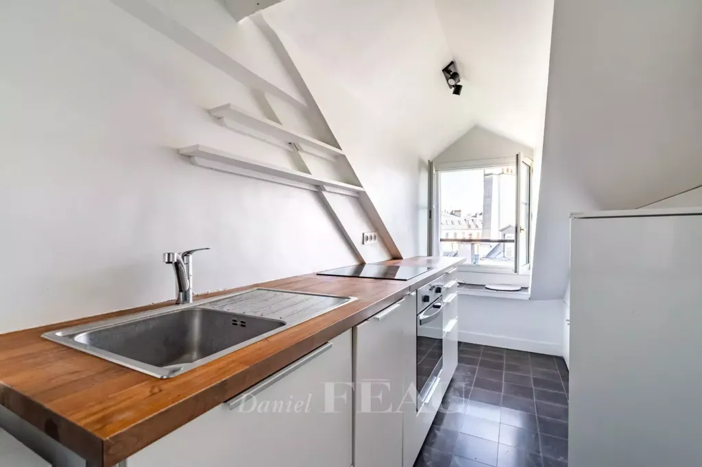 Cuisine - Penthouse lumineux avec interphone à Paris 6ème