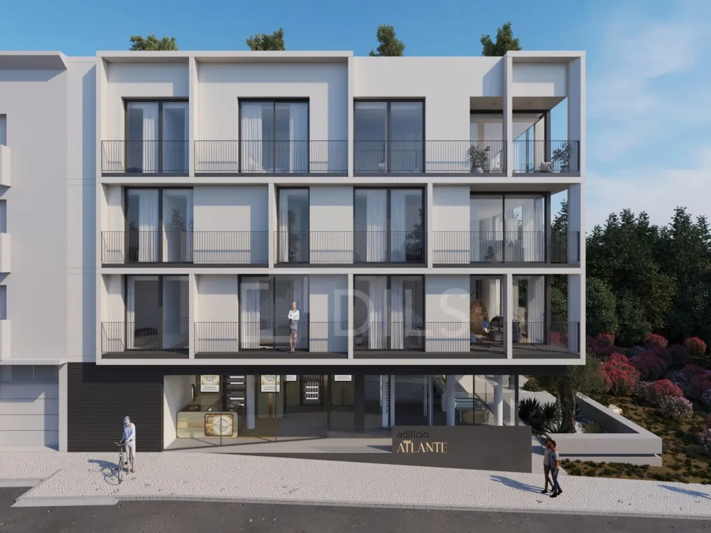 Contemporary Apartment with Balcony in Almancil