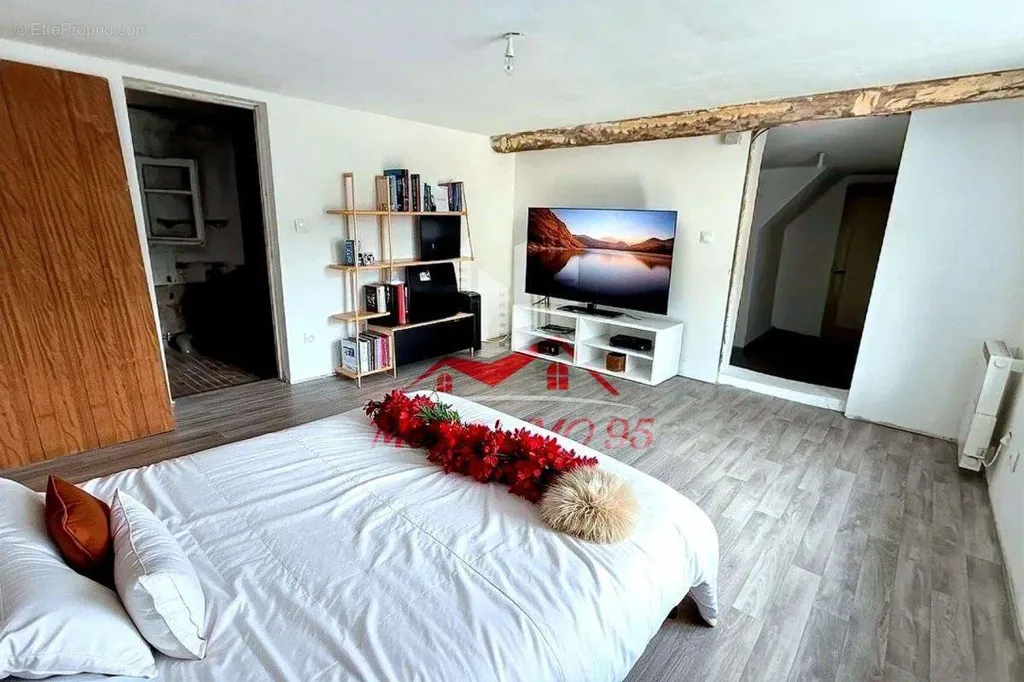 Chambres - Ensemble de 2 Maisons Triplex à Vémars