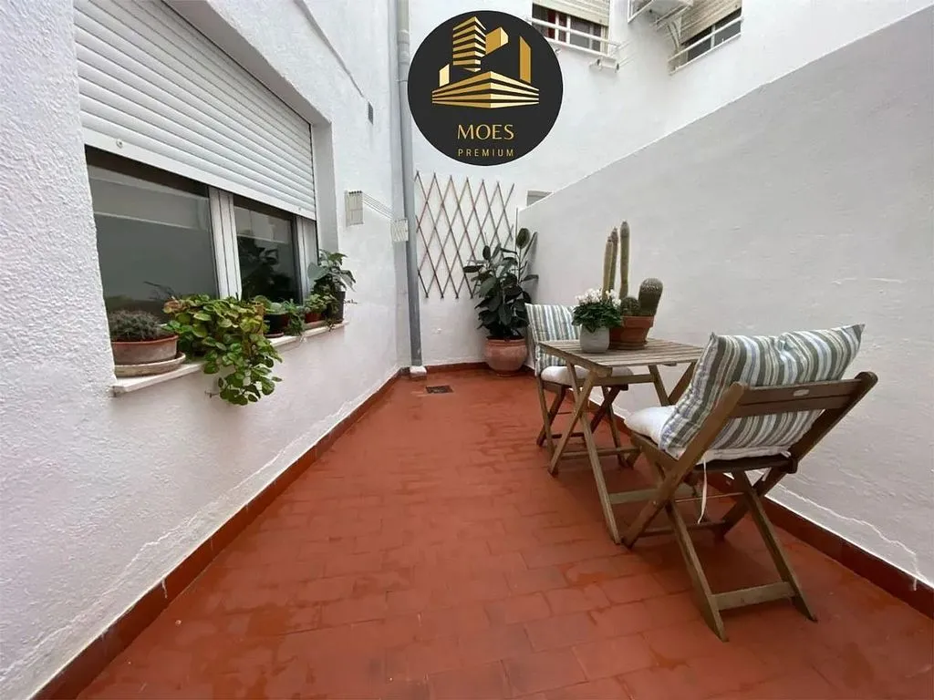 Terrasse - Apartment with Air Conditioning in Belén, San Roque