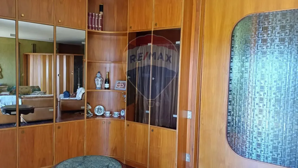 hallway_entrance