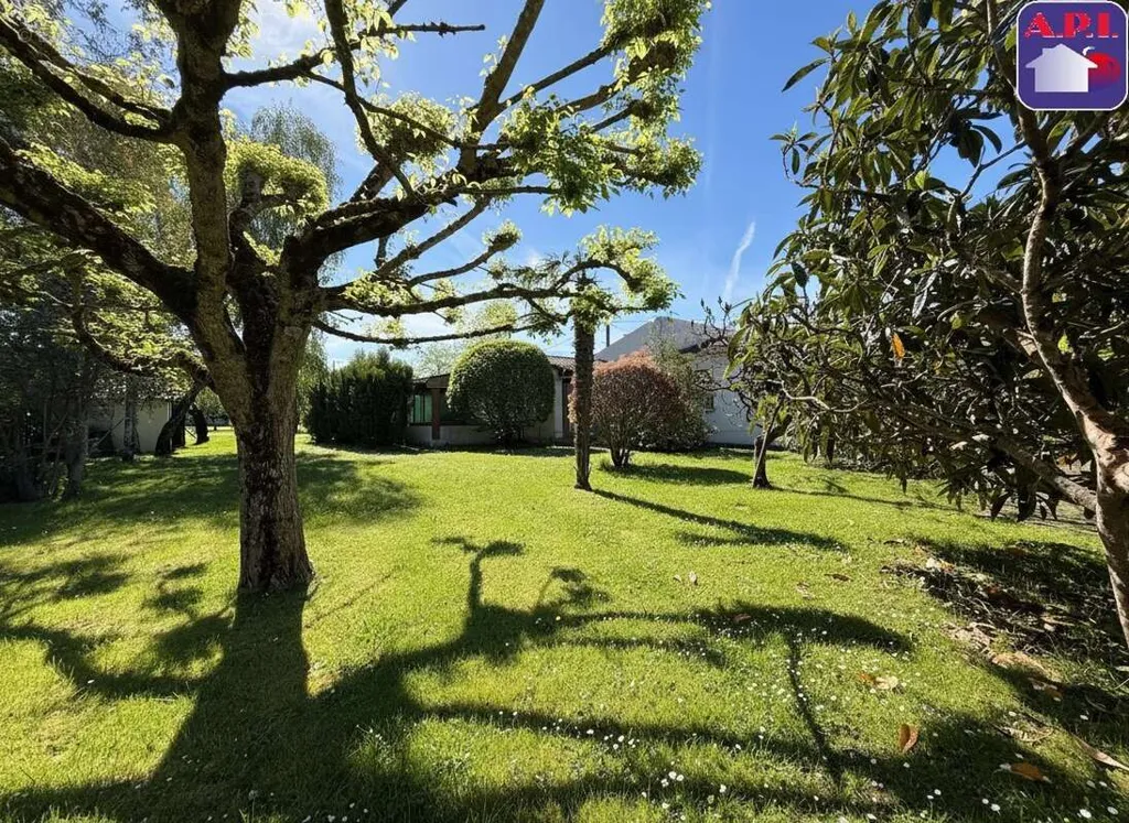 Aed - Pamiers Villa with Indoor Pool